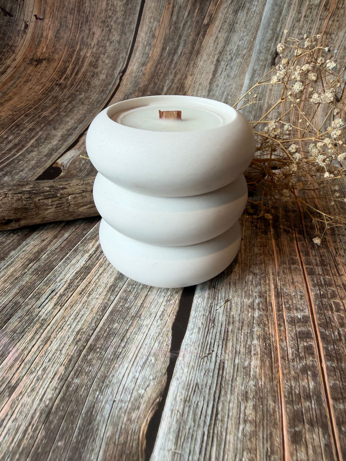 Contemporary Curve Candle