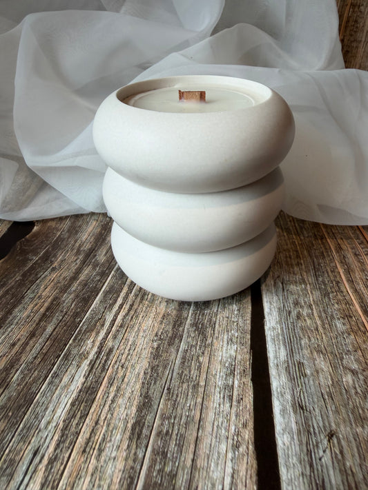 Contemporary Curve Candle