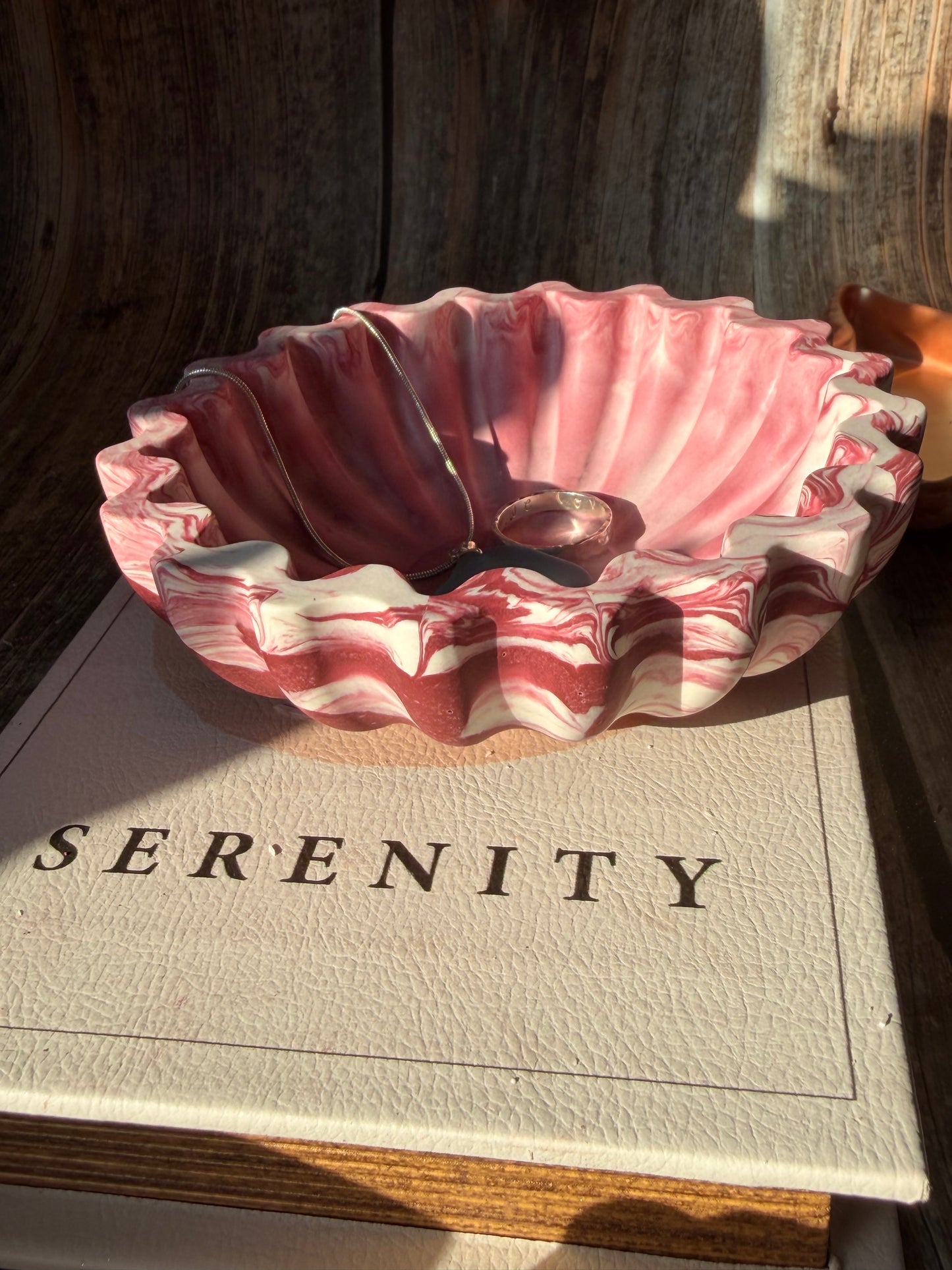 Wave bowl